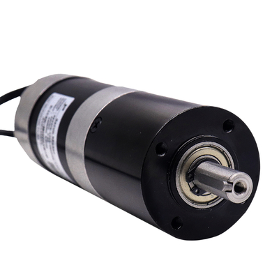 Petit moteur servo à courant continu 100W 57mm 1/26 rapport de réduction 9,3Nm couple de sortie Servo moteur